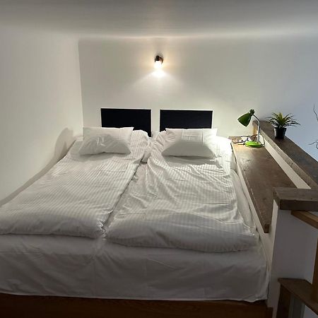 Central Park Apartman Boedapest Buitenkant foto